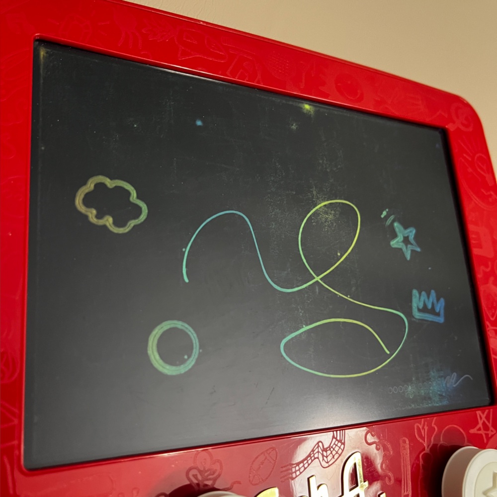 Etch A Sketch Red Drawing Pad Multicolored Screen Stylus Stampers toy - Picture 7 of 9